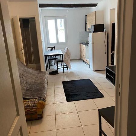 Petit Appartement Calme En Plein Centre Du Village De Ribiers Exterior foto